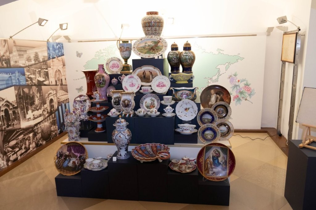 Anniversary exhibition Bicentenary – Herend